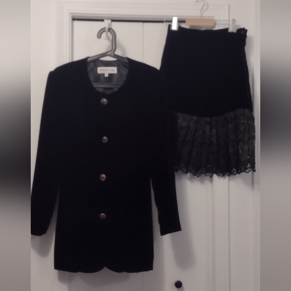 Vintage Canadian designer Wayne Clark Velvet Suit size 4 - Picture 8 of 10